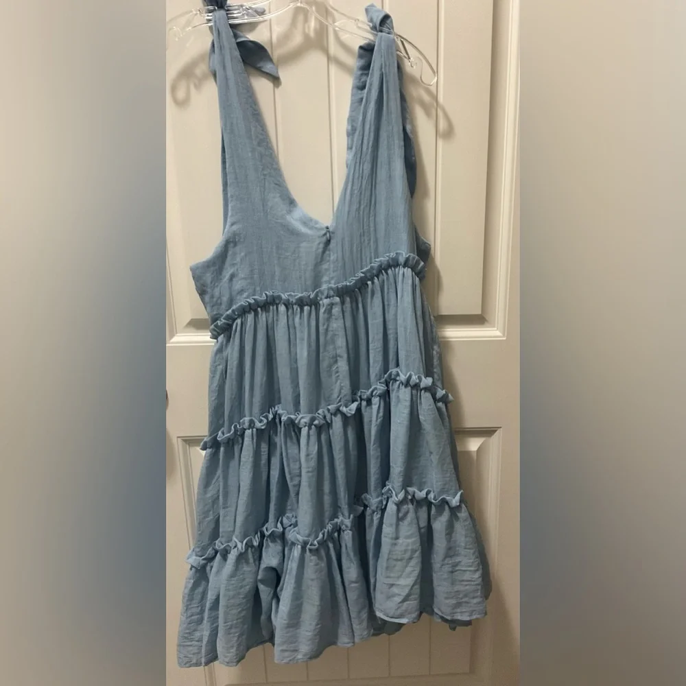 Free the Roses NWT Tiered Tie Shoulder Dress | M - Picture 7 of 9